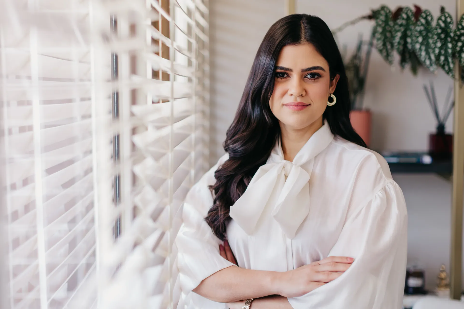 Dra. Karoline Abreu em atendimento advocatício